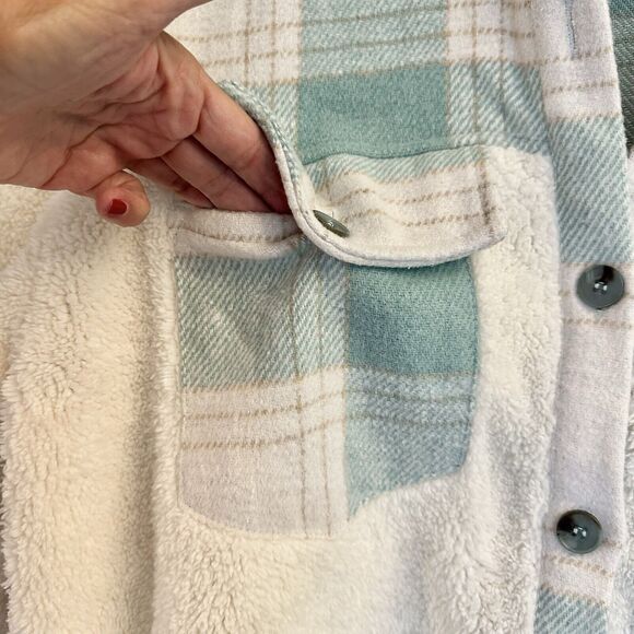 Utcoco Women's Flannel Button Down Fleece Jacket Fall Fuzzy‎ Plaid Blouse Jacket - Picture 5 of 15
